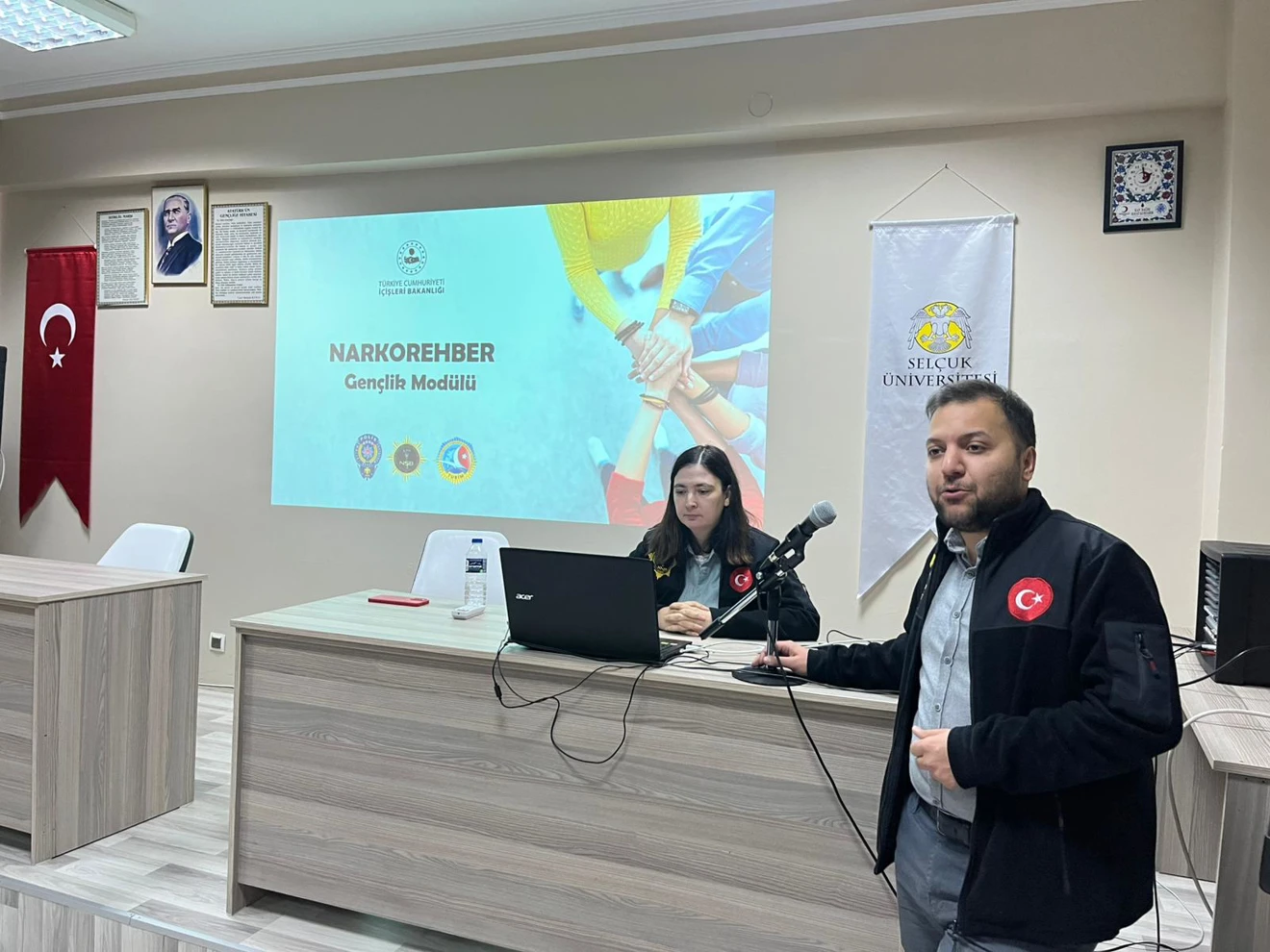 Yüksekokulumuzda Bağımlılıkla Mücadele Eğitimi Verildi